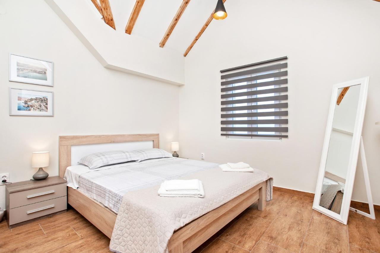 Apartments Isja Tivat Luaran gambar
