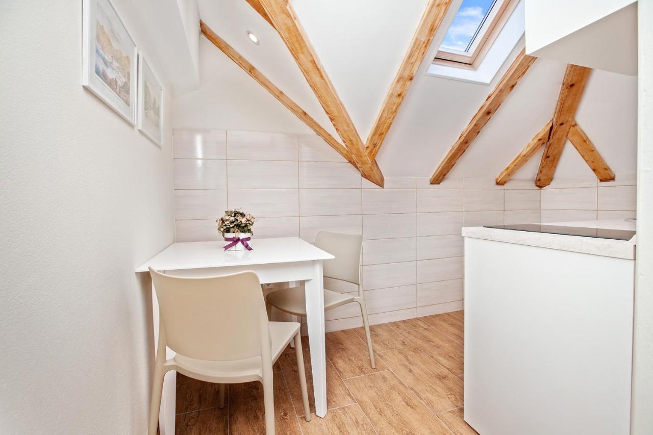 Apartments Isja Tivat Luaran gambar