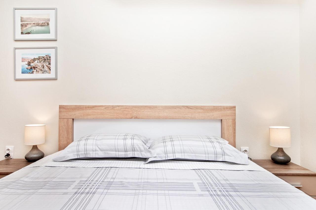 Apartments Isja Tivat Luaran gambar