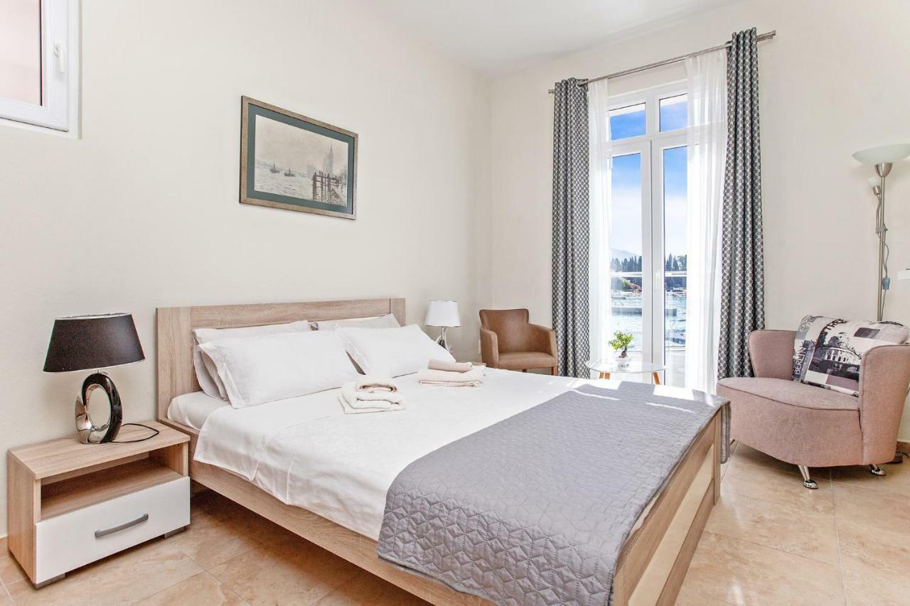 Apartments Isja Tivat Luaran gambar
