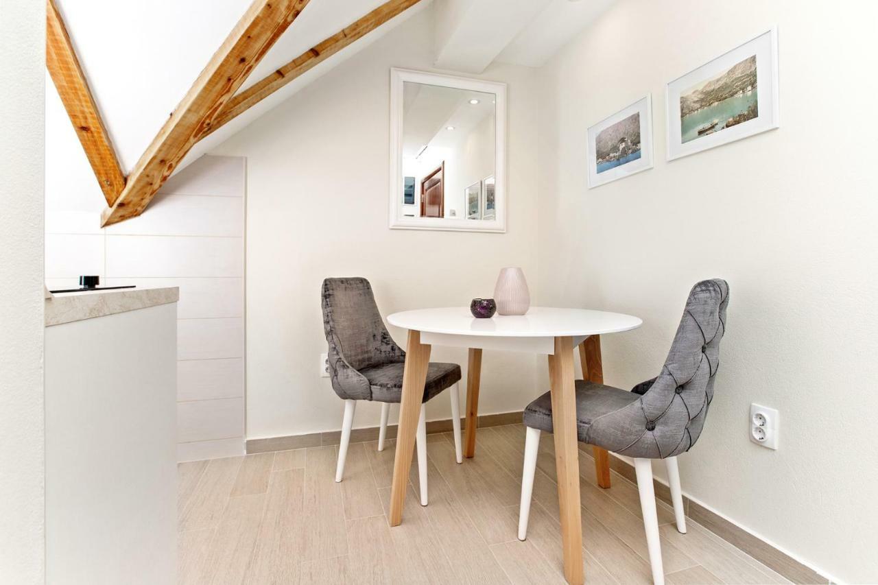 Apartments Isja Tivat Luaran gambar