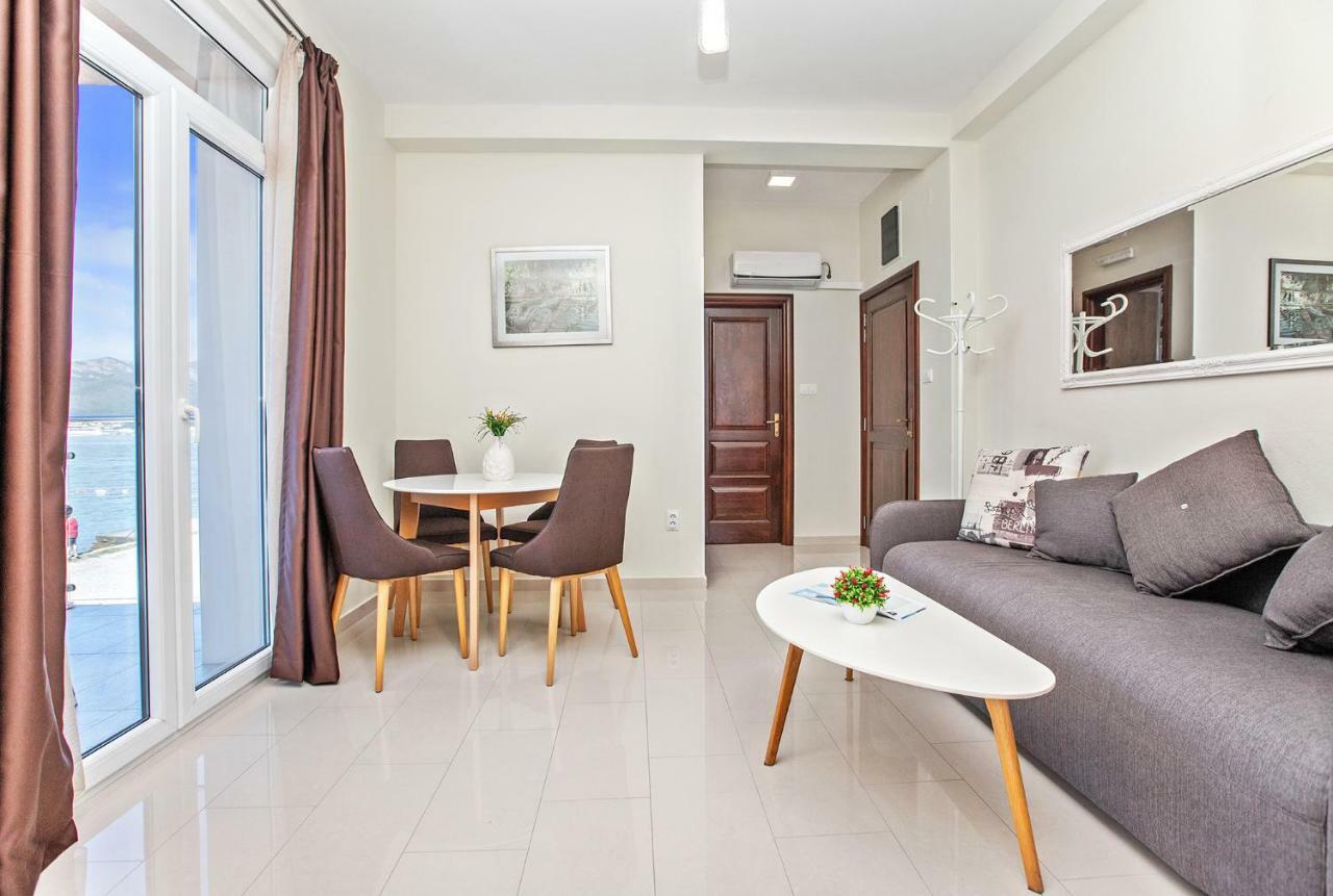 Apartments Isja Tivat Luaran gambar