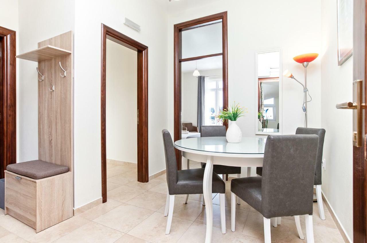 Apartments Isja Tivat Luaran gambar